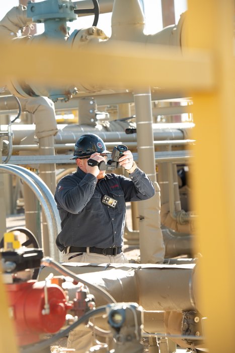 FLIR lanza su primera cámara de detección de gas metano no refrigerado